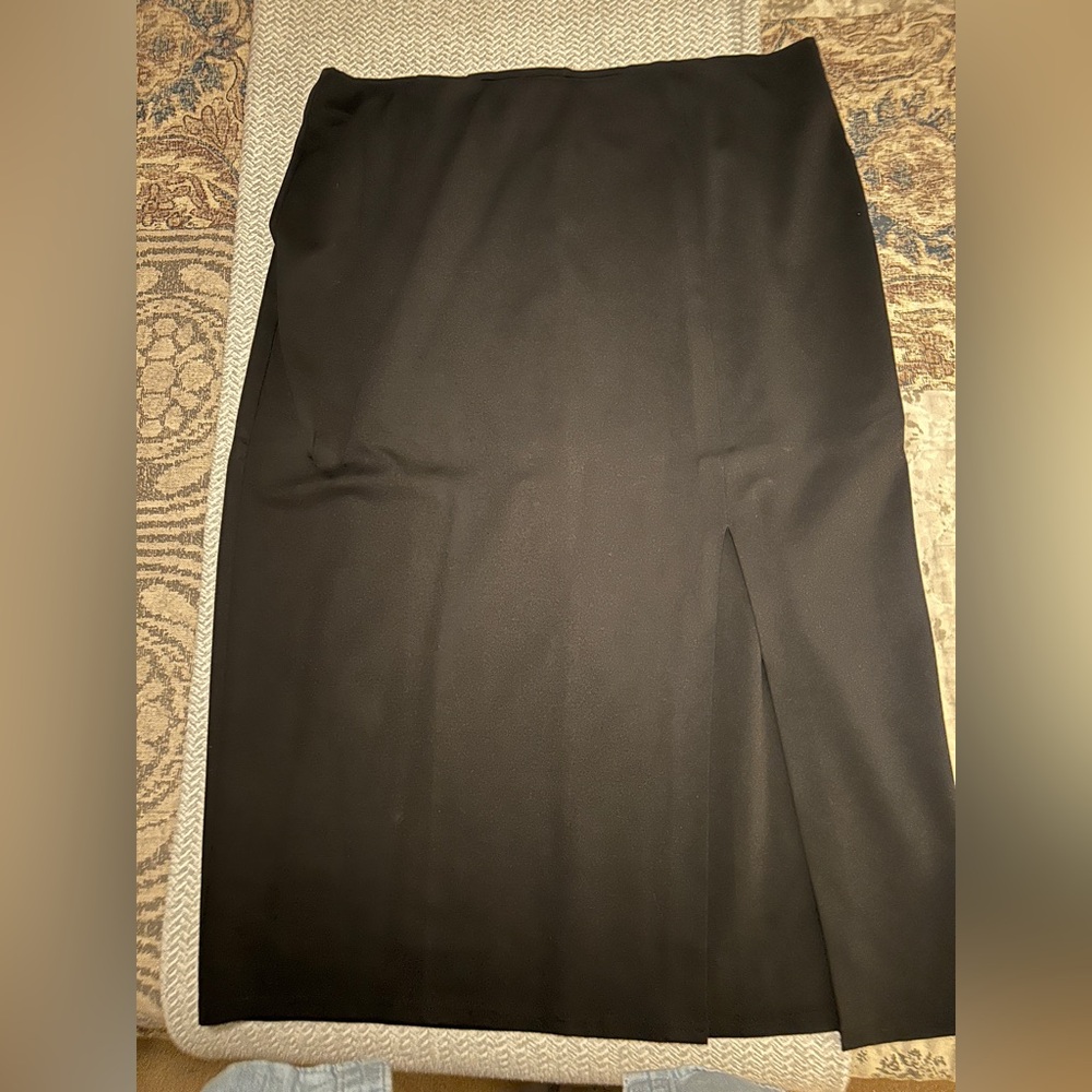Black Women's Pencil MIDI Skirt